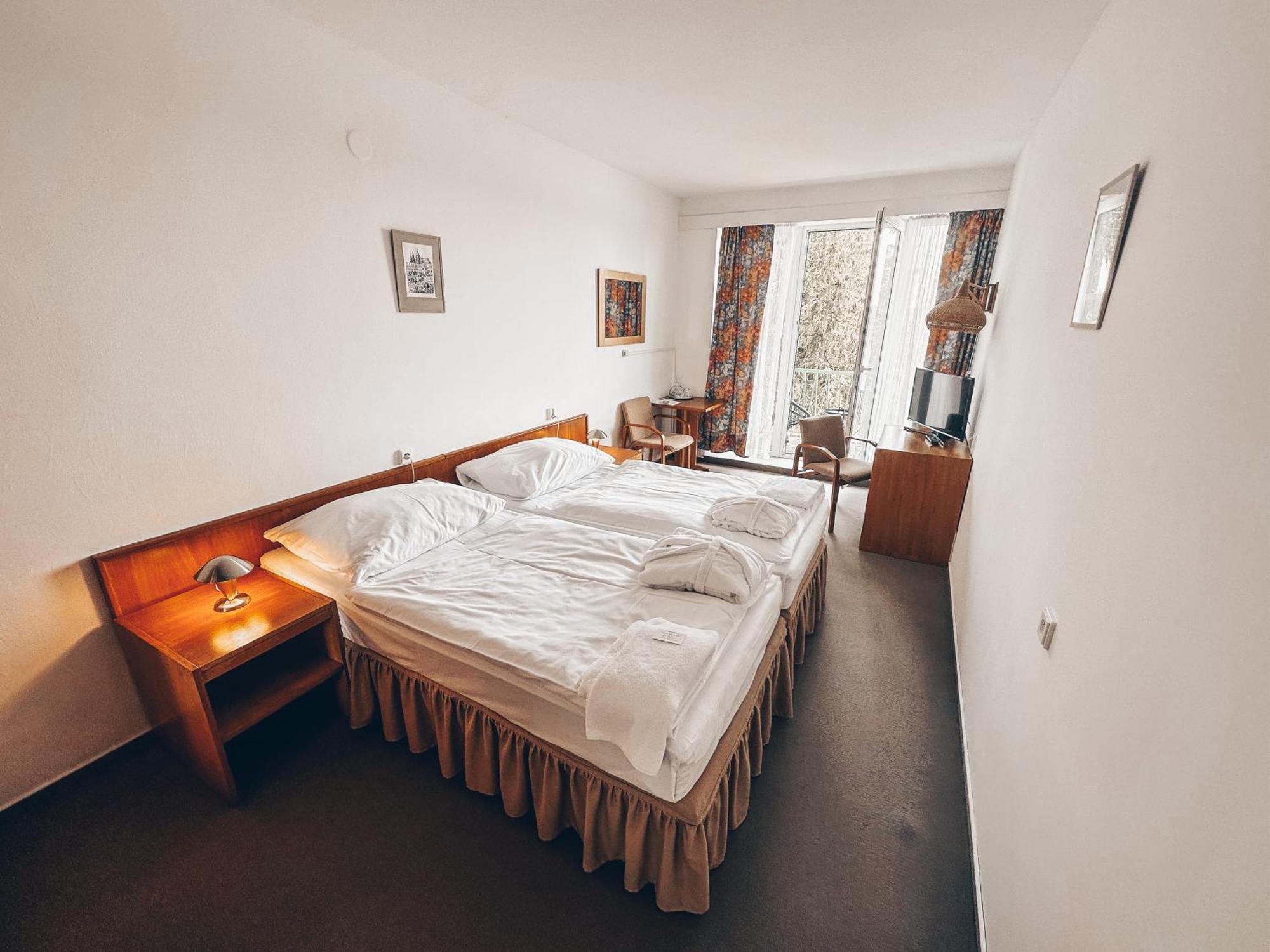 Hotel Medlov Нове Место на Мораве Екстериор снимка